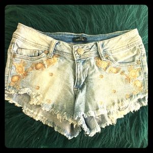 Floral Cheeky Cut-Off Jean Shorts 1/2
